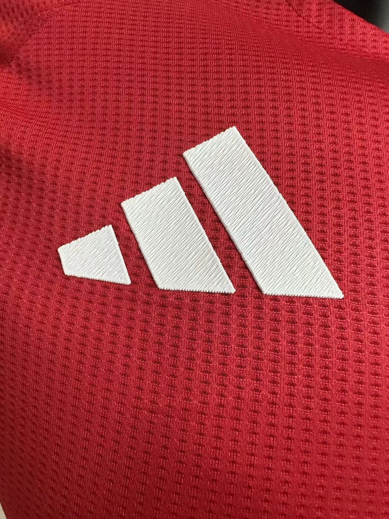 Manchester United Home Kit 24/25