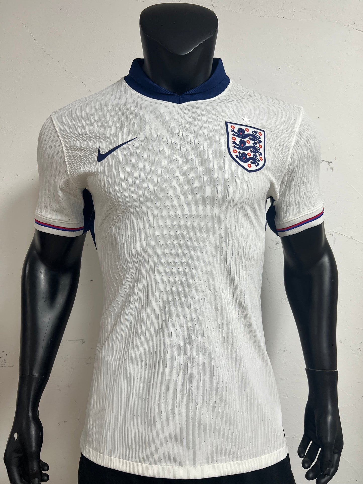England Home Kit 24/25